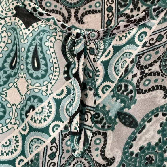 Zac & Rachel Women Blouse - Picture 4 of 8